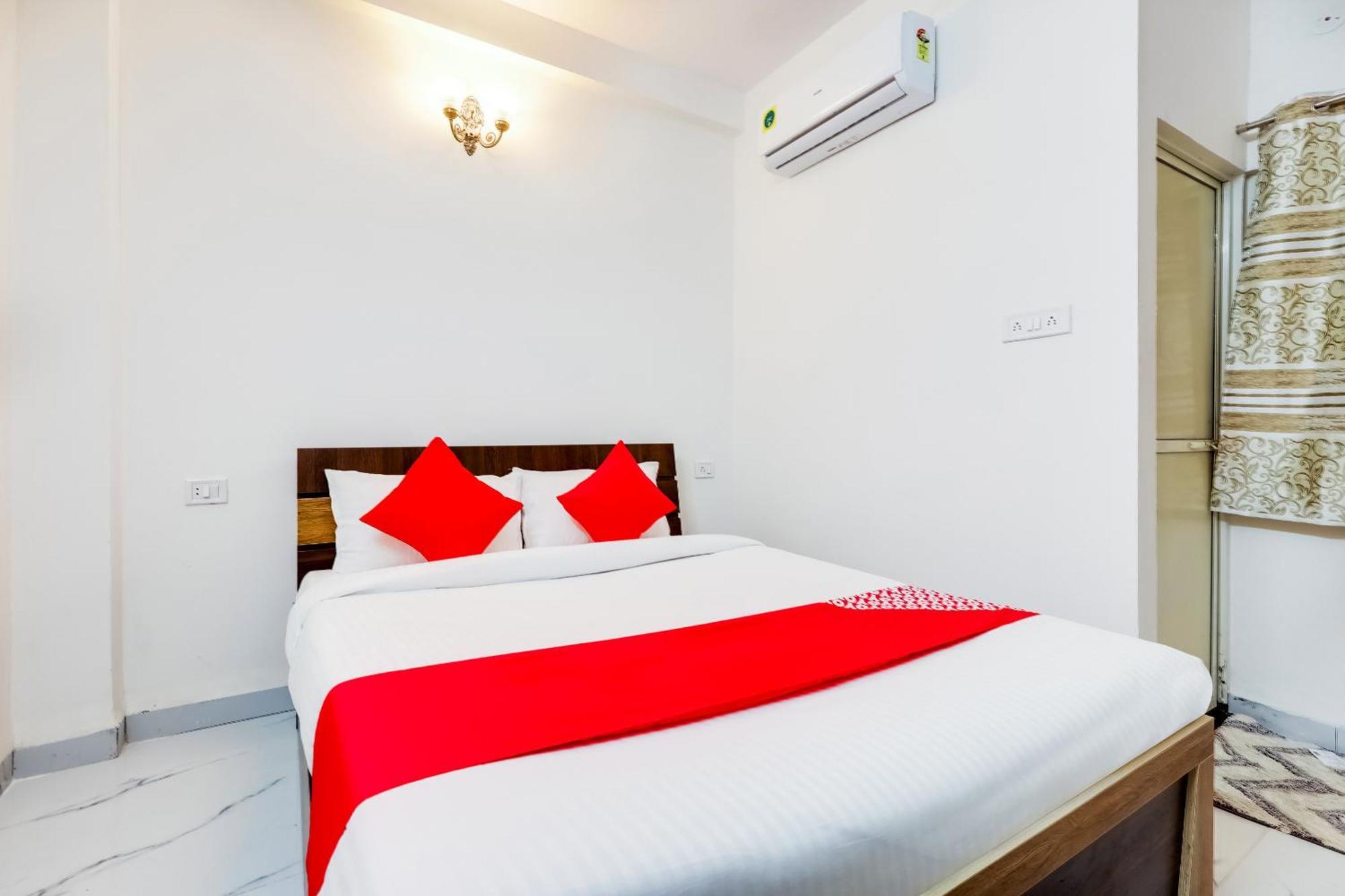 Hotel O Expression Indore Exteriör bild