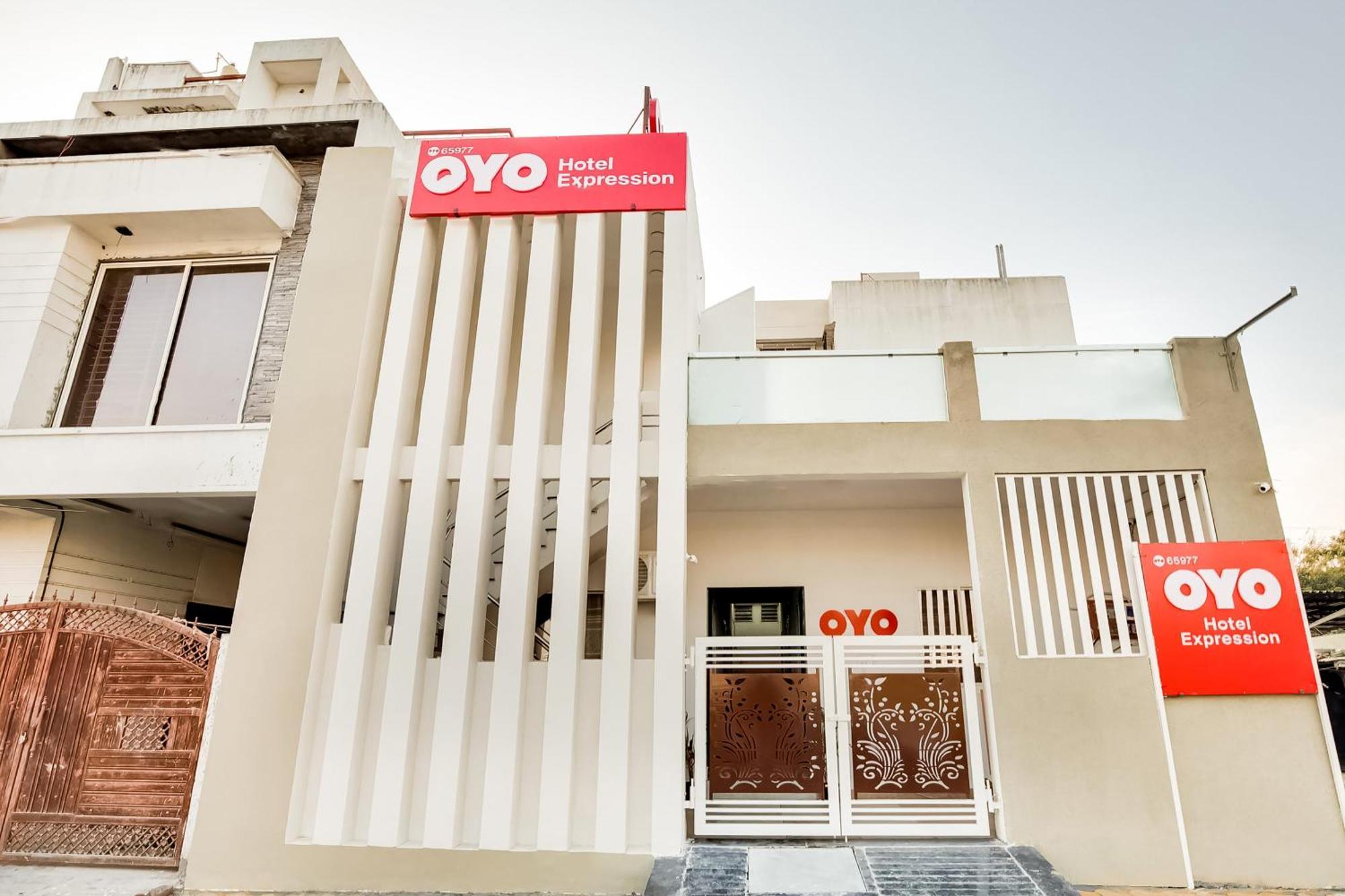 Hotel O Expression Indore Exteriör bild